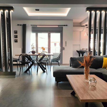 شقة Meteora Scenic Loft كالامباكا المظهر الخارجي الصورة