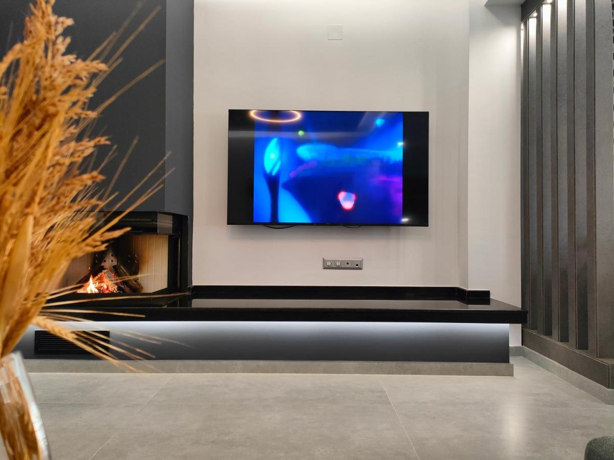 شقة Meteora Scenic Loft كالامباكا المظهر الخارجي الصورة