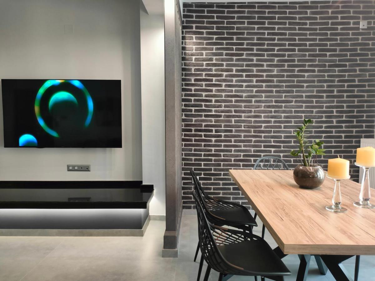 شقة Meteora Scenic Loft كالامباكا المظهر الخارجي الصورة